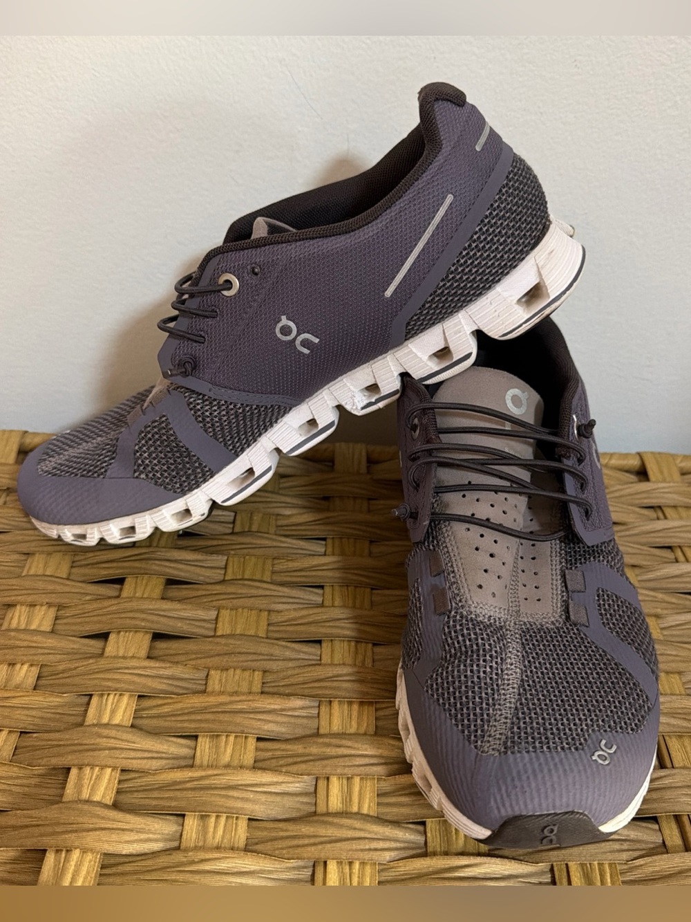 On Cloud Road Running Shoes Women’s Size 9.5 Shark Purple Gray Athletic Sneakers
